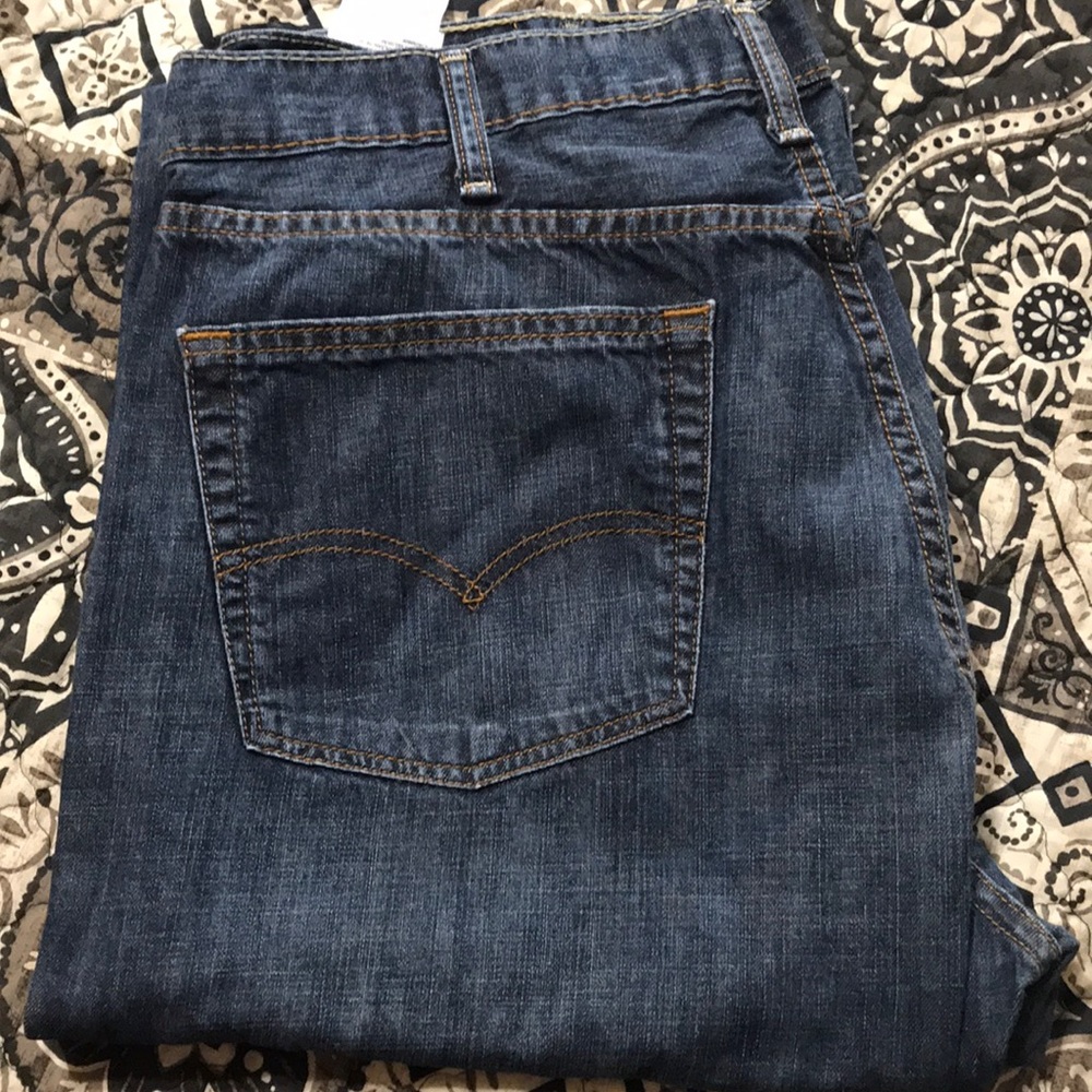 Men’s Levi Jeans 527